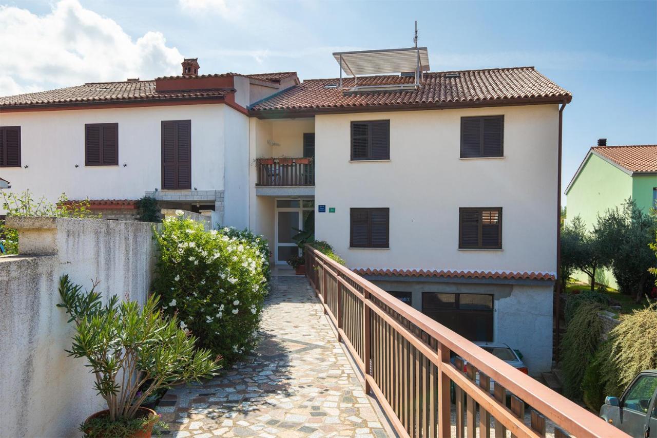 Apartman Piljan Pula Exterior photo